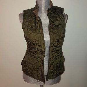 lightweight olive green vest